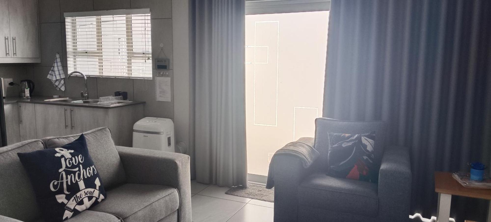 Utopia Guest House ألبرتون المظهر الخارجي الصورة